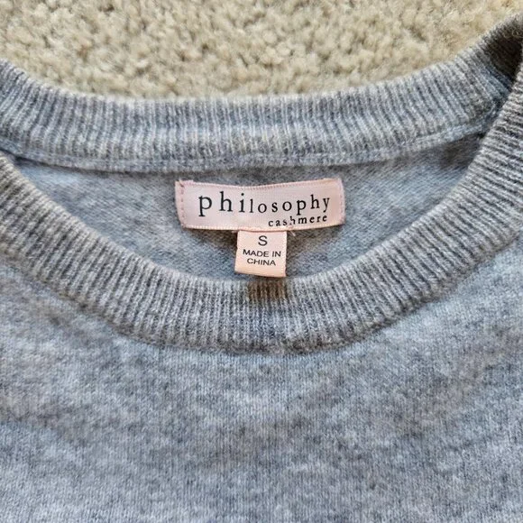 NWOT Philosophy Cashmere Sweater Grey With Lavender Stars Purple - Picture 2 of 9